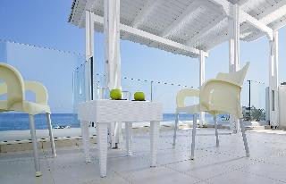 Coral Hotel