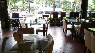 Relax Time Silom - Hostel