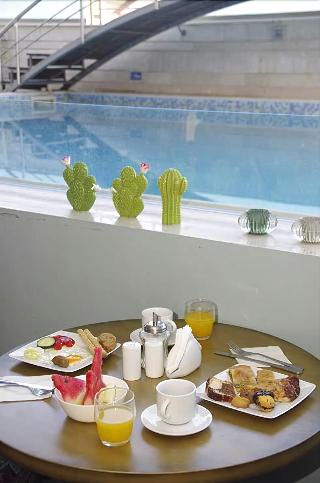 Principal New Leisure Hotel