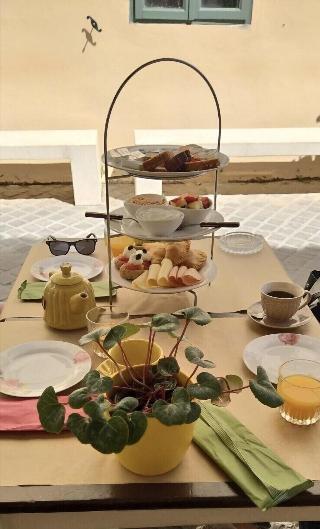 Minaret Suites & Apartments