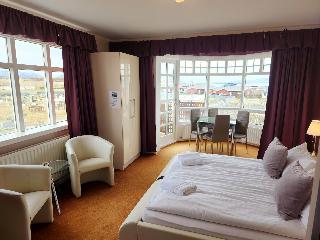 Room Room