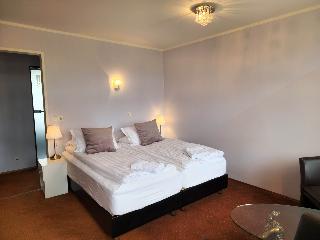 Room Room