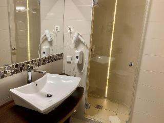 Granada Konferencia Wellness Sport Hotel