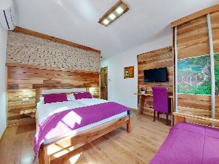 Room Room