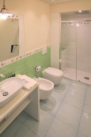 Room Room