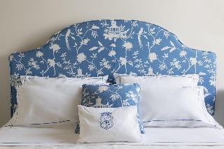 Room Room