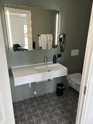 Room Room