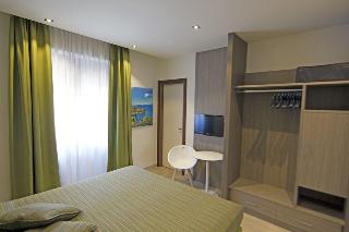 Room Room