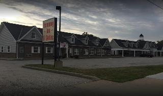 Economy Inn North Randall