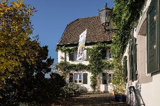 RheinRiver Guesthouse - Boutique Art Hotel am Rhei