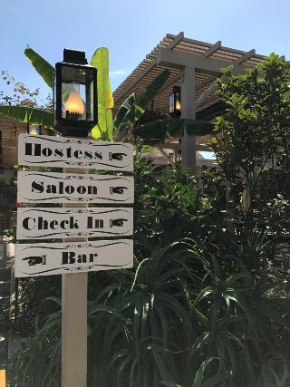 Cosmopolitan Hotel & Restaurant GEN
