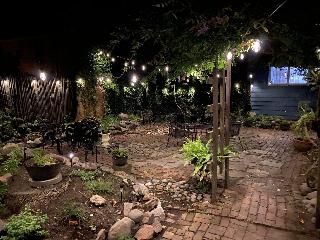 The Daniels House Bed And Breakfast