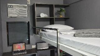 Ervoruto Hostel Makati