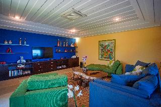 Cliffside Luxury Inn