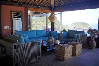 Cliffside Luxury Inn