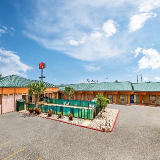 Econo Lodge Del Rio