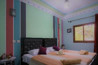 Room Room