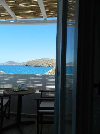 Avra Pahainas Hotel