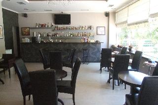 Hotel George