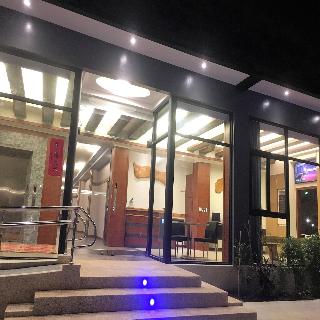Wei Feng Exquisite Motel Pintung Branch