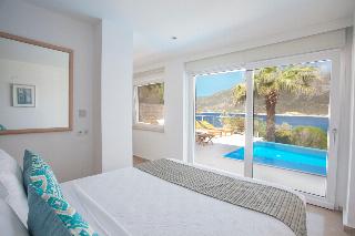 Deniz Feneri Lighthouse +12 ADULT ONLY