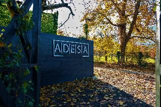 Adesa Bungalow Hotel