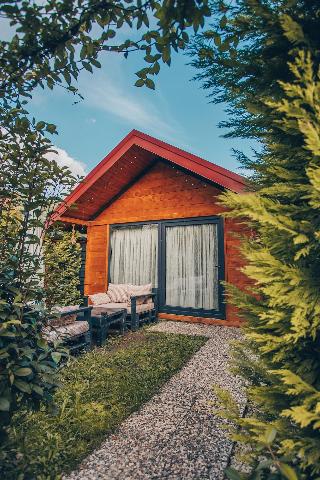 Adesa Bungalow Hotel