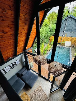 Adesa Bungalow Hotel