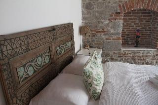 Bergama Tas Konak