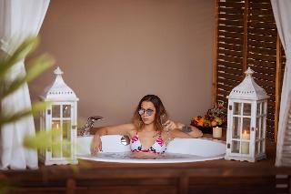 Arwen Hotel