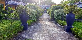 Flower Garden Lake Resort