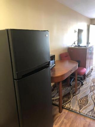 Danby 4.7 Cu.Ft. Refrigerator