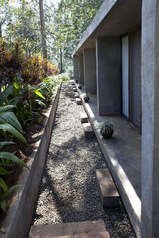Kaliwa Lodge