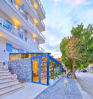 Dias Hotel