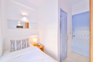 Dias Hotel