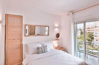 Dias Hotel