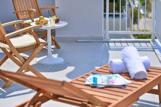 Dias Hotel