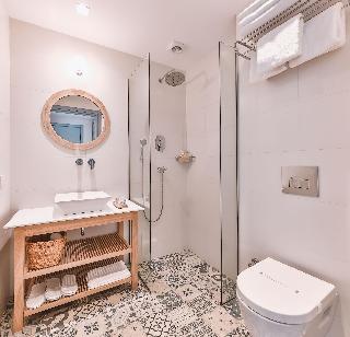 Dias Hotel