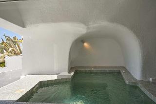Diamond Luxury Suites