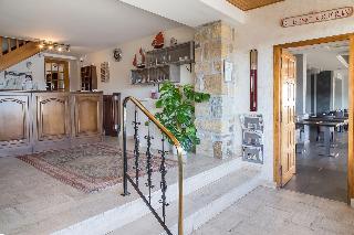 Hostellerie De La Mer
