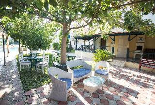 Dedeminn Garden Hotel