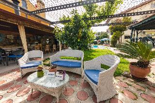Dedeminn Garden Hotel