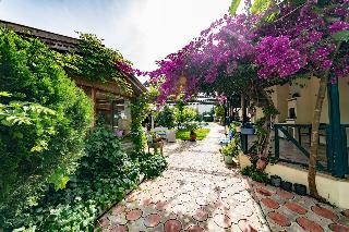 Dedeminn Garden Hotel