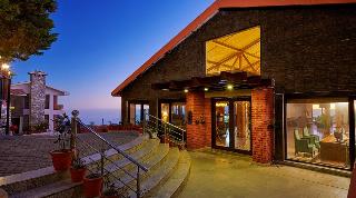 Club Mahindra Kanatal