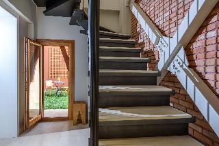 Candia Suites & Rooms
