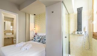 Candia Suites & Rooms
