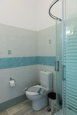 Rooms & Apartments Archontou