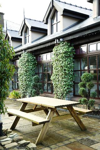 Mulroy Woods Hotel