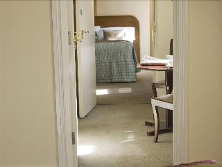 Charlemont Arms Hotel