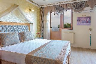 Sea House Suites